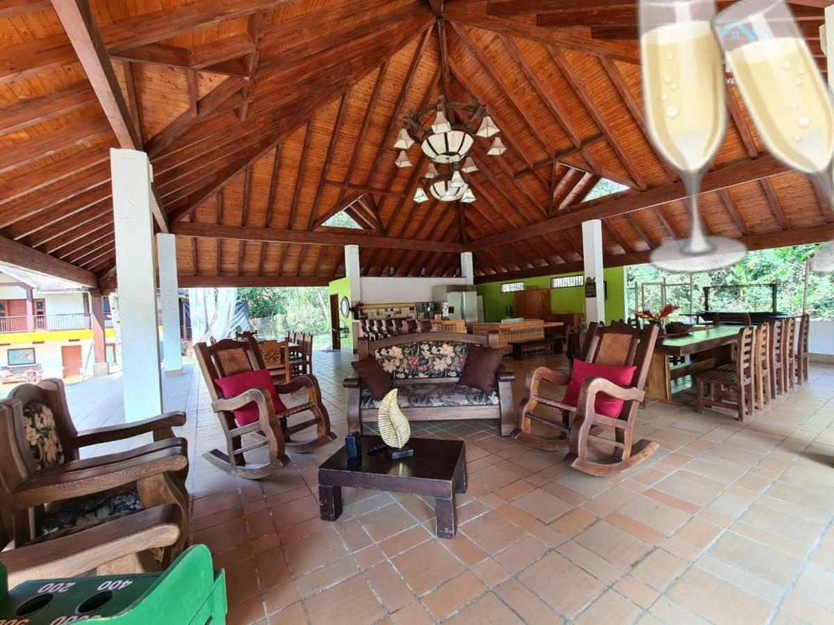 Finca Hotel La Consentida Escondida San Jerónimo Esterno foto