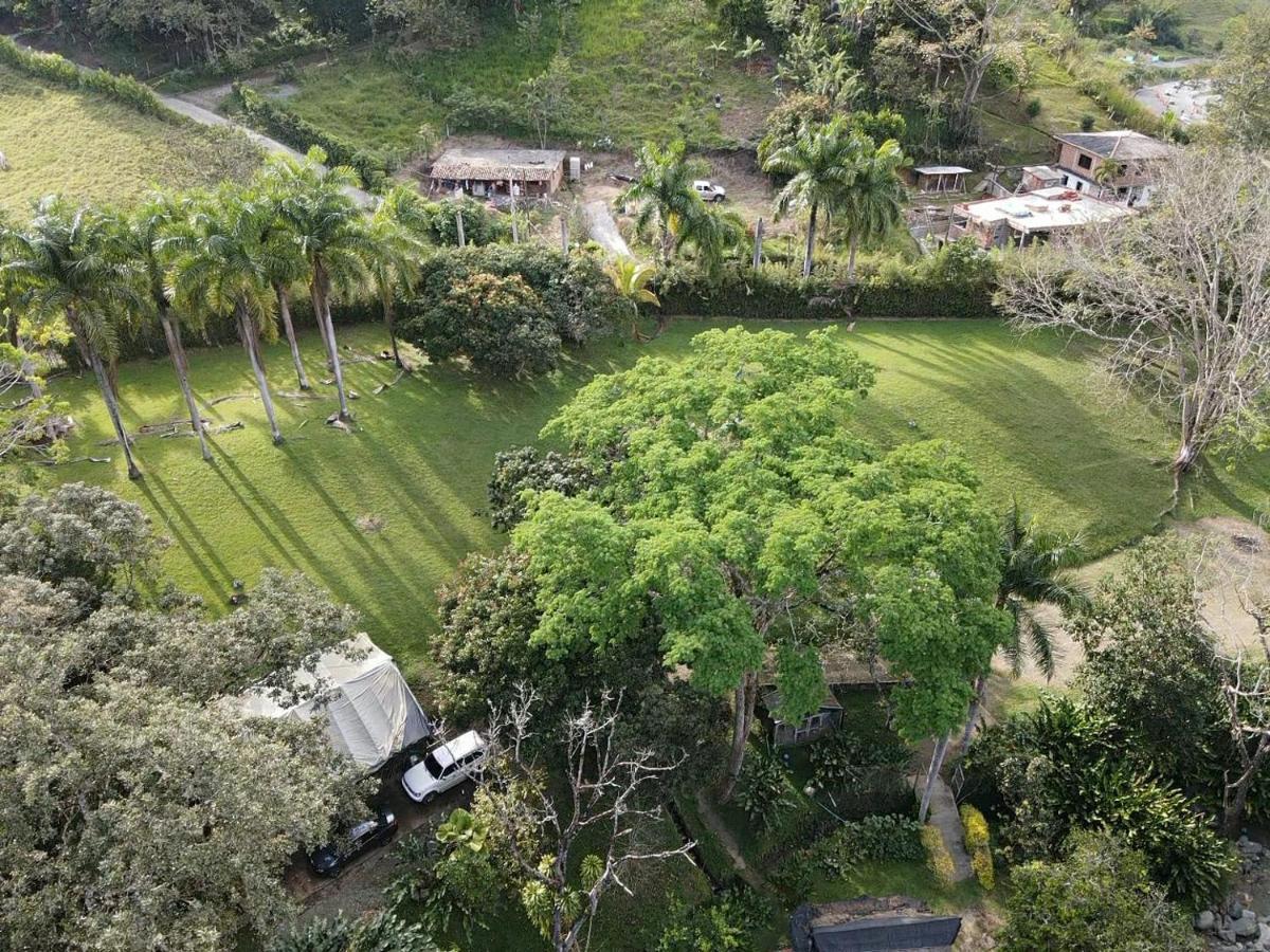 Finca Hotel La Consentida Escondida San Jerónimo Esterno foto